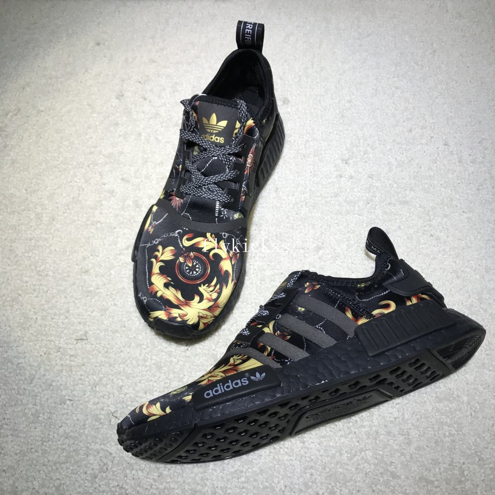 Real Boost Versace x Adidas NMD Custom R1